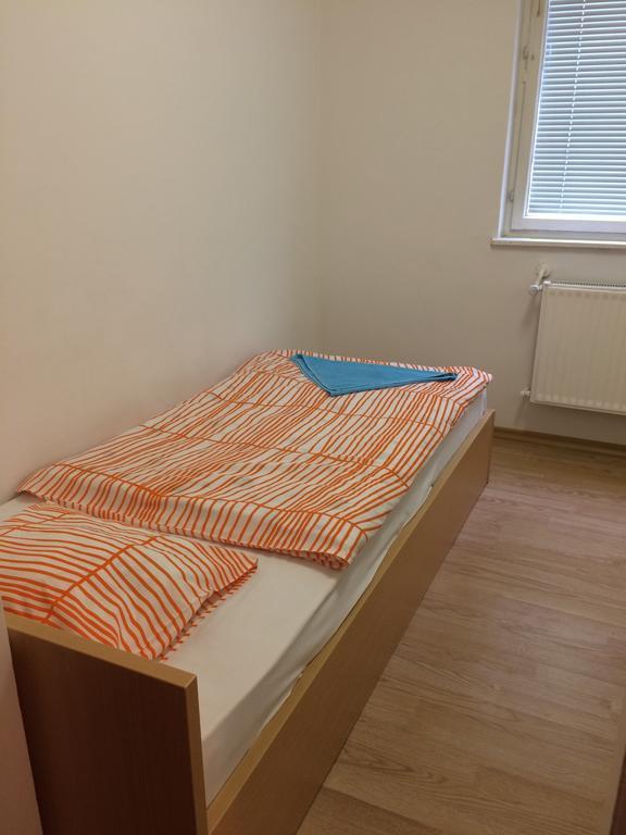 Simple Accommodation Vodmat Ljubljana Szoba fotó