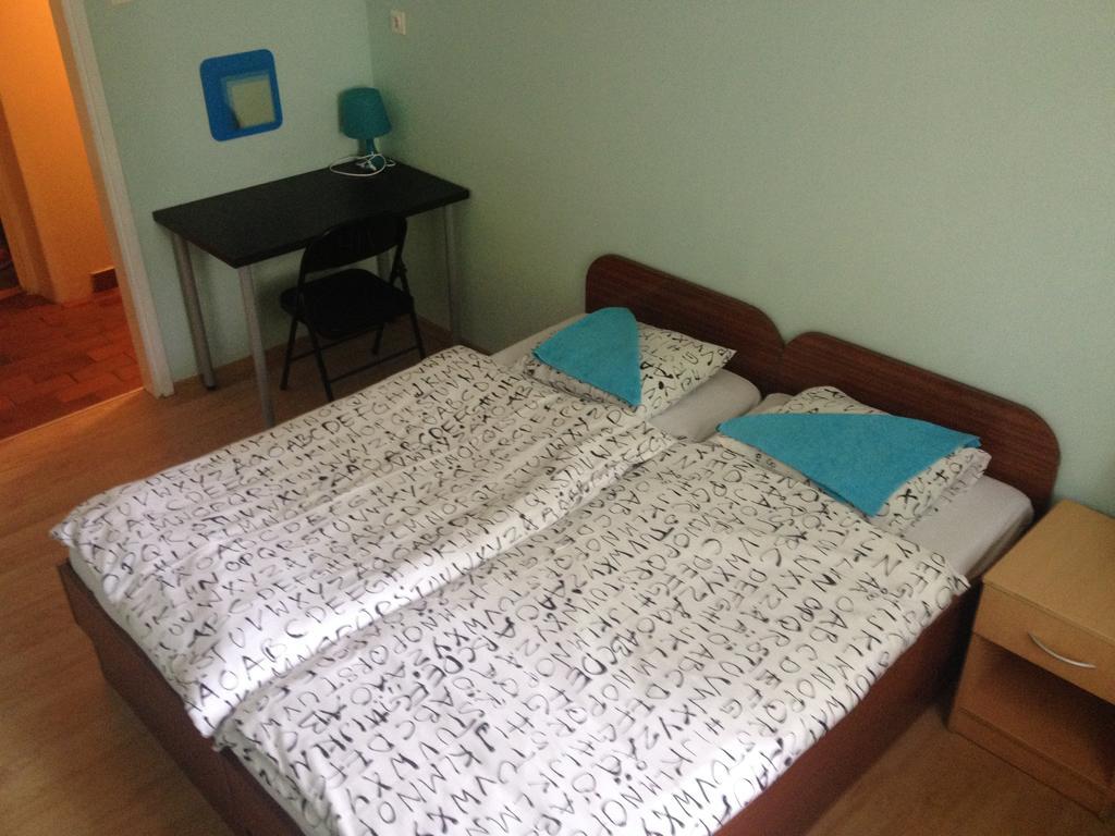 Simple Accommodation Vodmat Ljubljana Szoba fotó